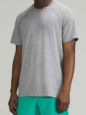 Lululemon Metal Vent Tech Short-Sleeve Shirt